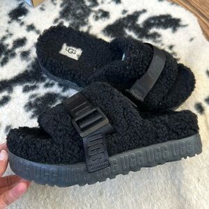 Women’s UGG Platform Slides